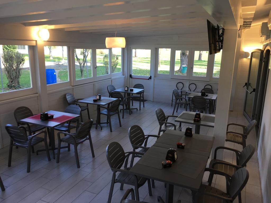 סוזארה Blue Hotel מראה חיצוני תמונה