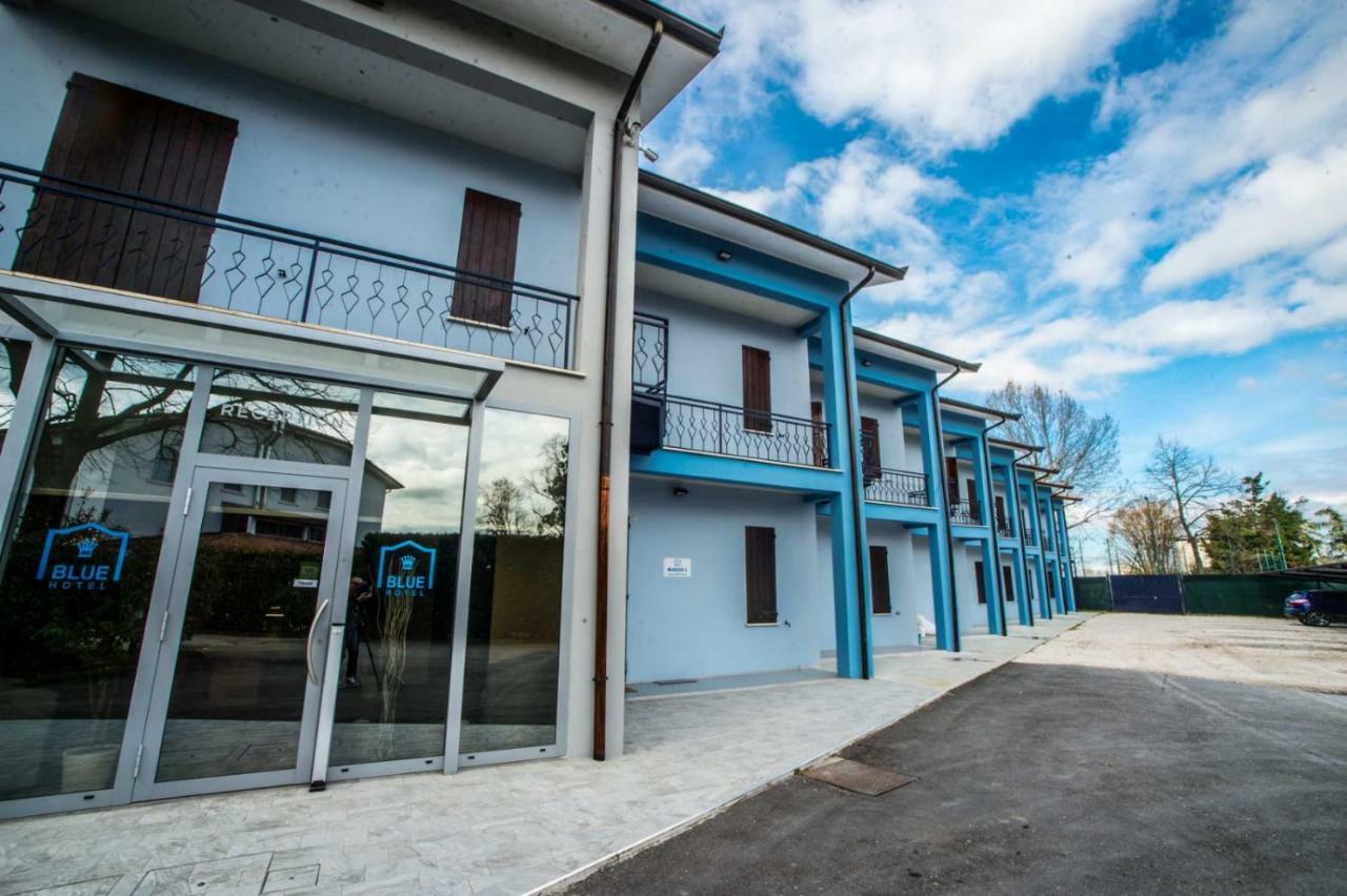 סוזארה Blue Hotel מראה חיצוני תמונה