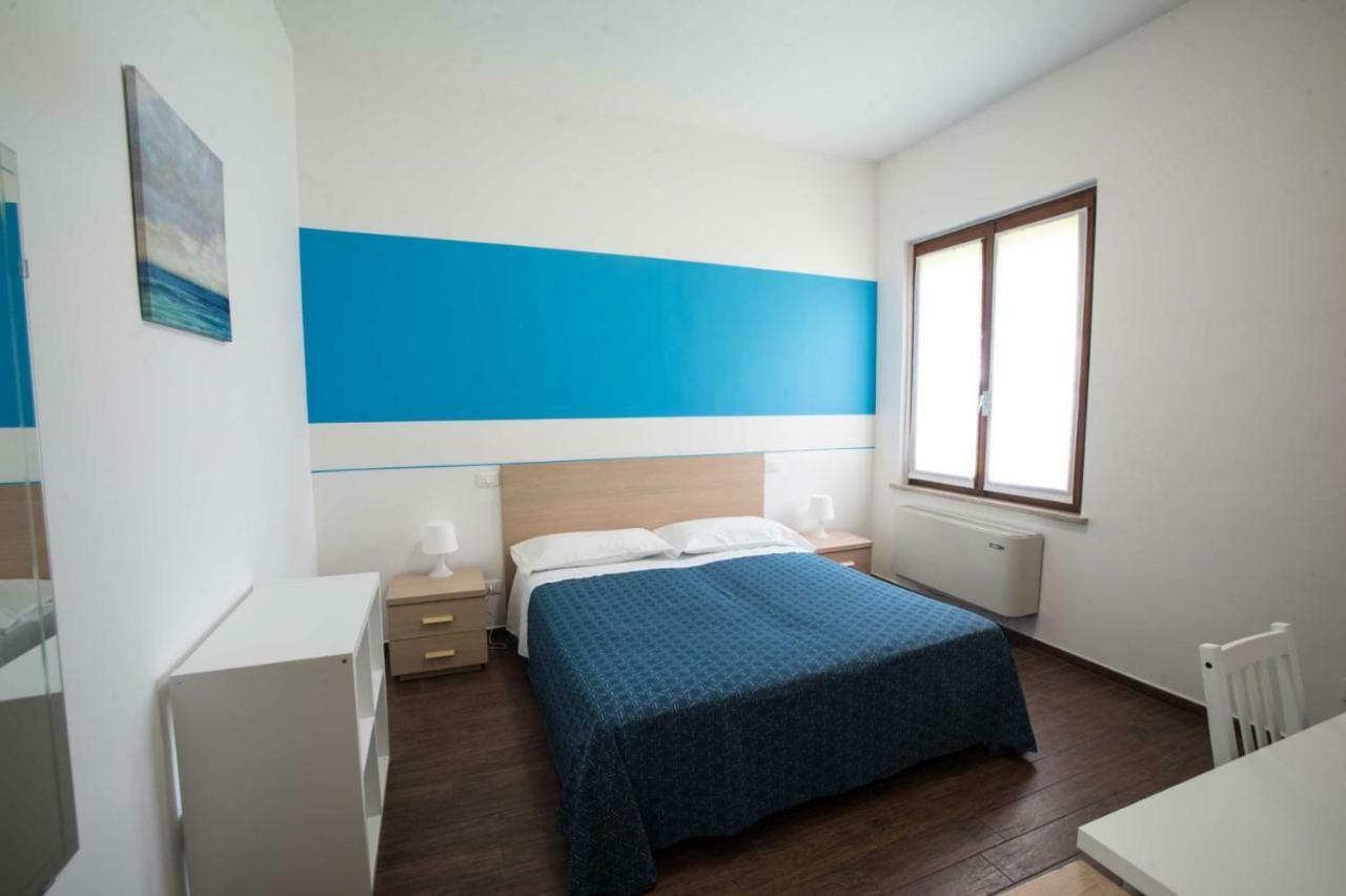 סוזארה Blue Hotel מראה חיצוני תמונה